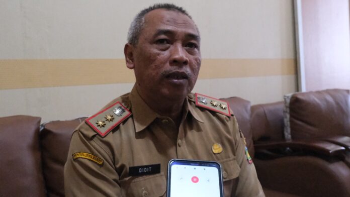 kepala Bappeda Kabupaten Garut memimpin Rakor Pencegahan dan Penanggulangan Kerentanan Pangan (PEGANG TANGAN melalui Pendekatan Kolaboratif dan Integratif, bertempat di Aula DKP Kabupaten Garut, Jalan Terusan Pahlawan, Kecamatan Tarogong Kidul, Kabupaten Garut, Selasa (16/7/2024).