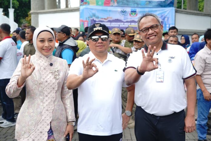 IMG-20251025-WA0042 Apel Pembukaan Aksi Bersih Nyata Sampah Lingkup Kabupaten Garut Tahun 2025, yang dilaksanakan di Alun-Alun Garut, Kecamatan Garut Kota, Kabupaten Garut, Sabtu (25/10/2025).